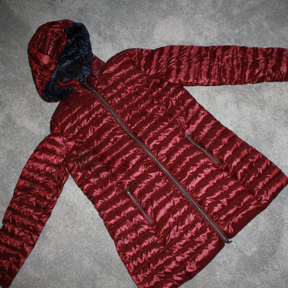 Nuage Packable Jacket size M new Wine Down filling